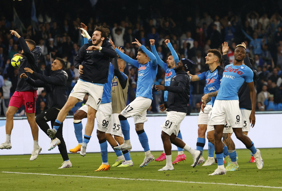 拜仁无缘追平德甲开局最长连胜纪录，各项赛事16连胜遭终结（拜仁未能追平德甲开局连胜纪录，跨赛场16连胜画上句号）