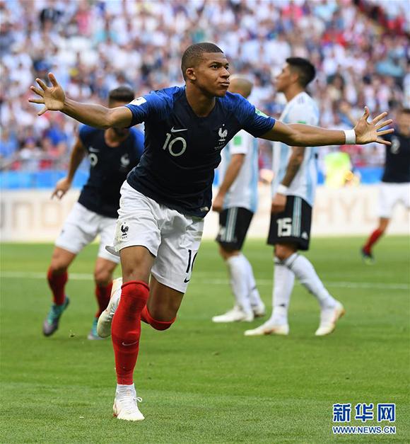 篮球NBA全明星投票开启，球迷呼声高涨