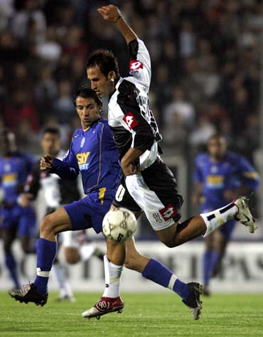 官方：中超入籍球员的薪酬限额可按照外援标准执行（官方明确：中超入籍球员薪酬限额可比照外援标准执行）