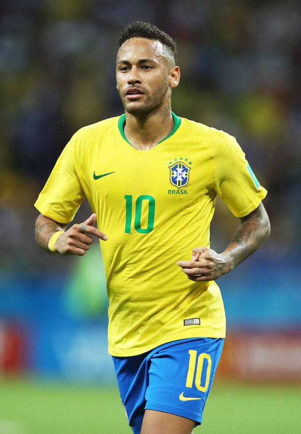 英乙球队连续两辆大巴爆胎，最终全队打车前往客场（英乙队两辆大巴相继爆胎，全队改乘出租车赴客场）