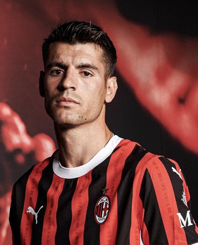 拜仁快速传球移动致对手防线瓦解