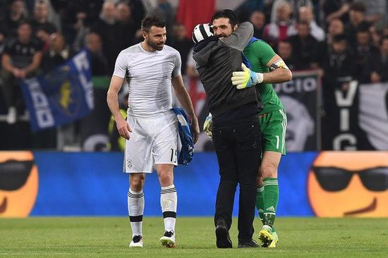 东契奇：现在对阵独行侠比上赛季轻松了，但总是有特殊的意义