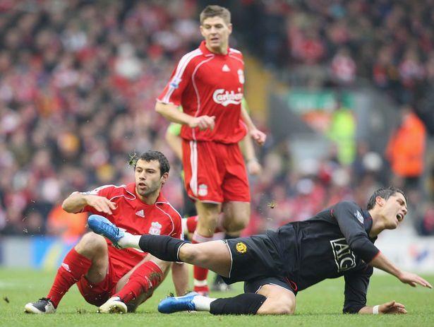 雄鹿猛攻内线拿下硬仗