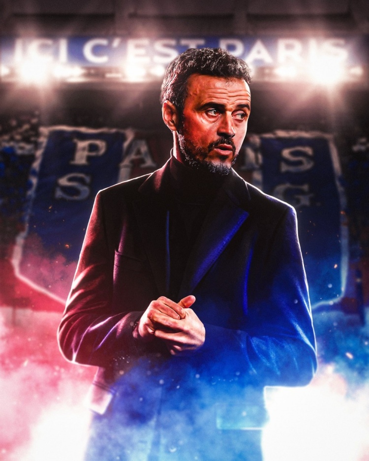 弗兰克：我是家里最有“圣诞氛围”的人；儿时没想过当教练（弗兰克自述：家里最有圣诞味儿的是我，小时候从未想过当教练）